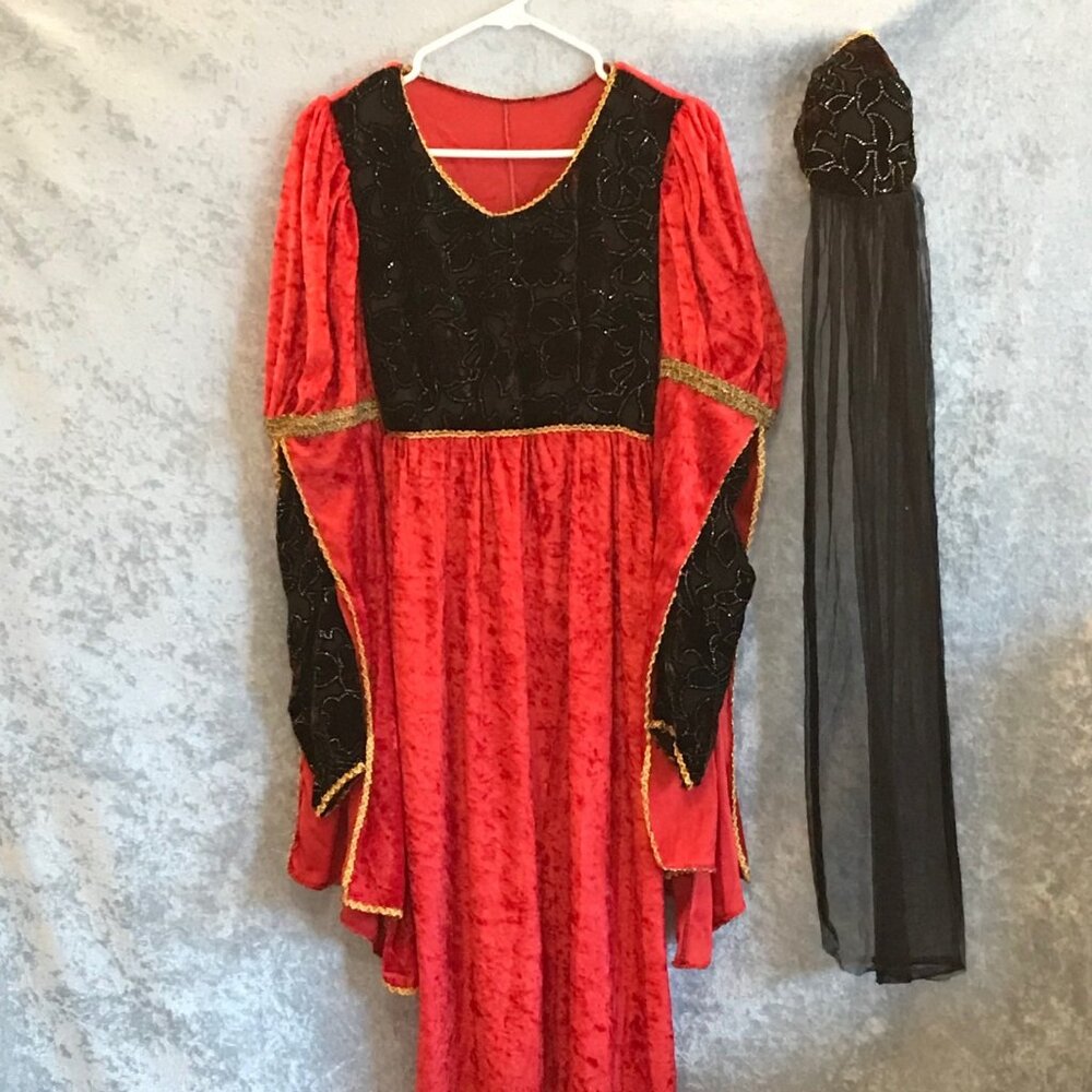 Halloween Rubie's Costume Lady-in-Waiting Renaissance Faire Princess Queen + Cap